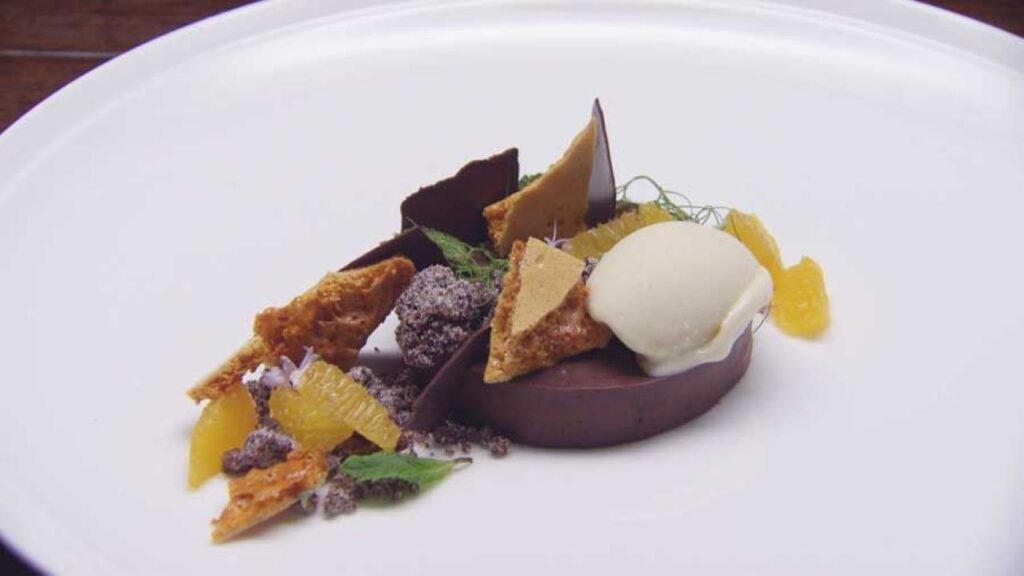 7 Most Beautiful Desserts In The Masterchef Australia You Should Have Your Eye On 5