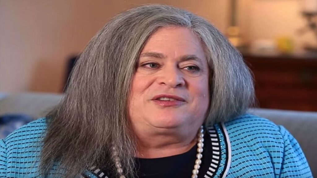 7 Successful And Richest LGBT People 6