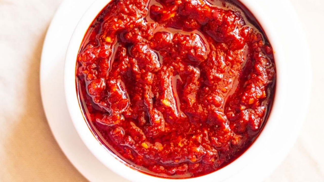 Is Consumption Of Schezwan Chutney Good For Health? SuccessYeti
