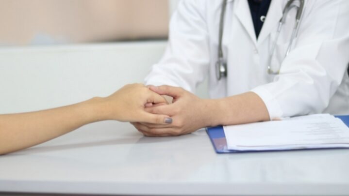 Crush On Your Family Doctor? Tips To Ask For A Date