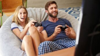 How To Date A Hot Gamer?