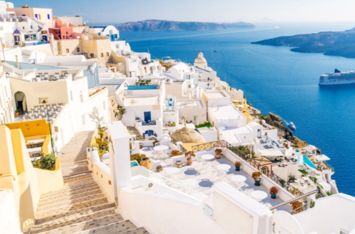 Santorini: A Destination Must Visit With Your Better Half 3