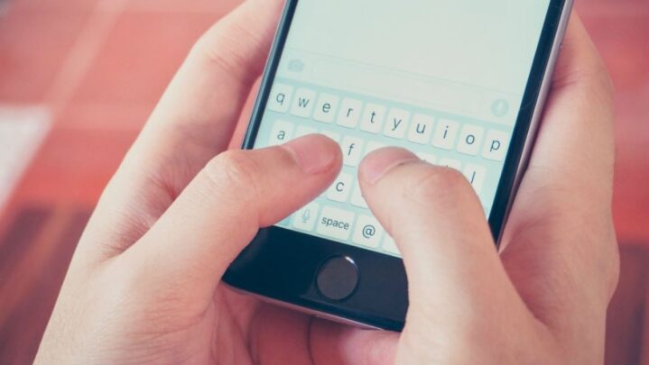 Simple Things Every Teen Should Know About Sexting