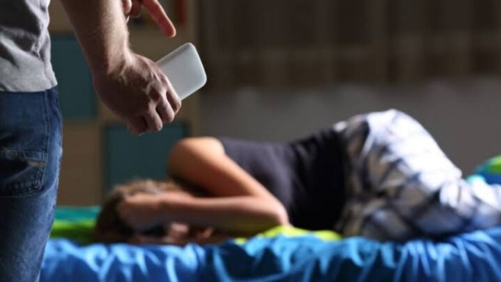 Ways To Handle Finding Adult Content On Your Teen’s Phone