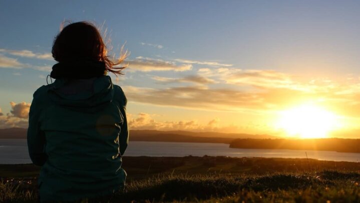 Simple Yet Effective Tips To Be Peaceful & Live In Present