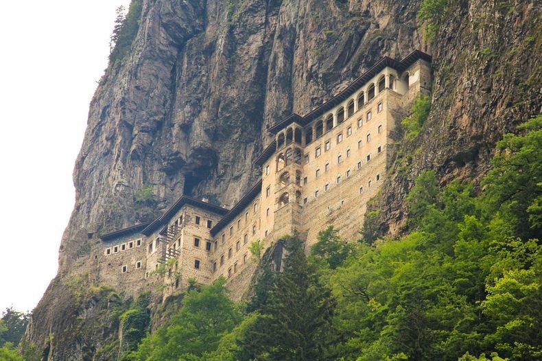 5 Most Inaccessible Monasteries In The World: Have A Look 2