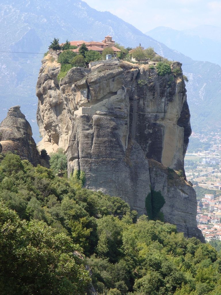 5 Most Inaccessible Monasteries In The World: Have A Look 4