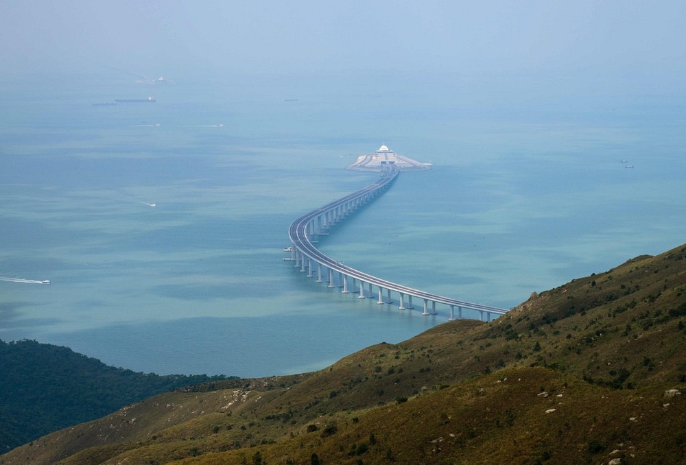 Amazing!!! Have A Look At This Longest Sea Crossing Bridge 4