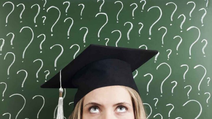 Factors Should You Consider Before Selecting A Degree In Business