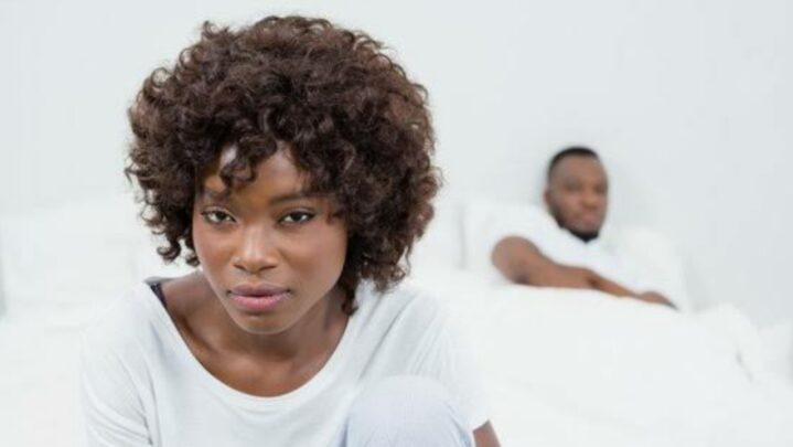 5 Sure Shot Signs That Tell He Pretends To Love You