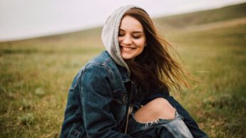 10 Scientifically Proven Ways To Be Happy