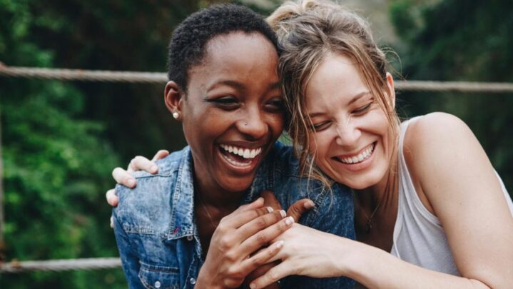 5 Emotional & Sweet Letters For Your BFF