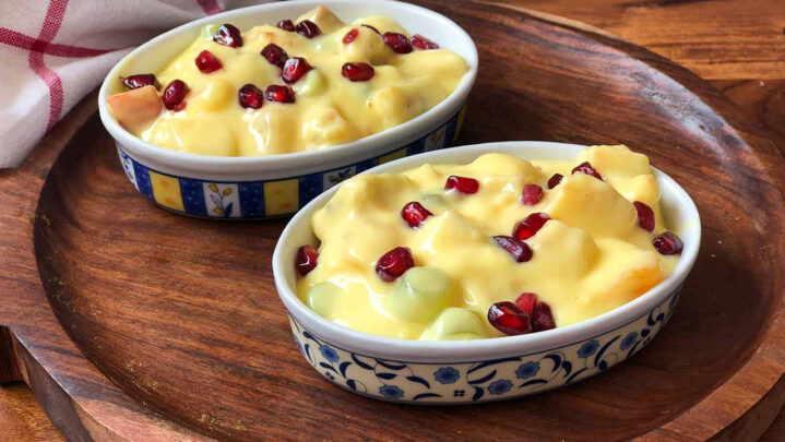 Creamy Custard Fruit Salad For Your Midnight Dessert Cravings: Know How It’s Made
