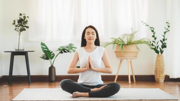 Dos & Don’ts For Yoga When You Are A Beginner