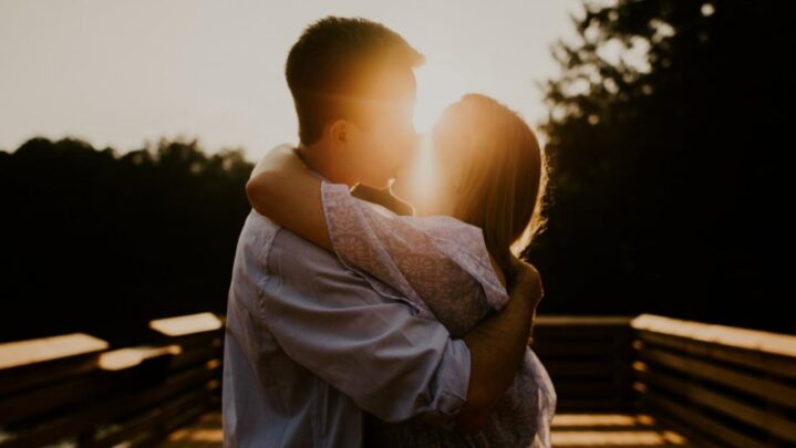 Good Health Can Be Received From Kissing!!! Read On