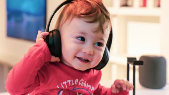 Is It Okay For Small Children To Use Headphones?