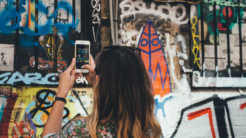 5 Best Places For Art Lovers To Visit Around The World