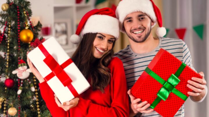8 Best Gifts For Her For This Christmas