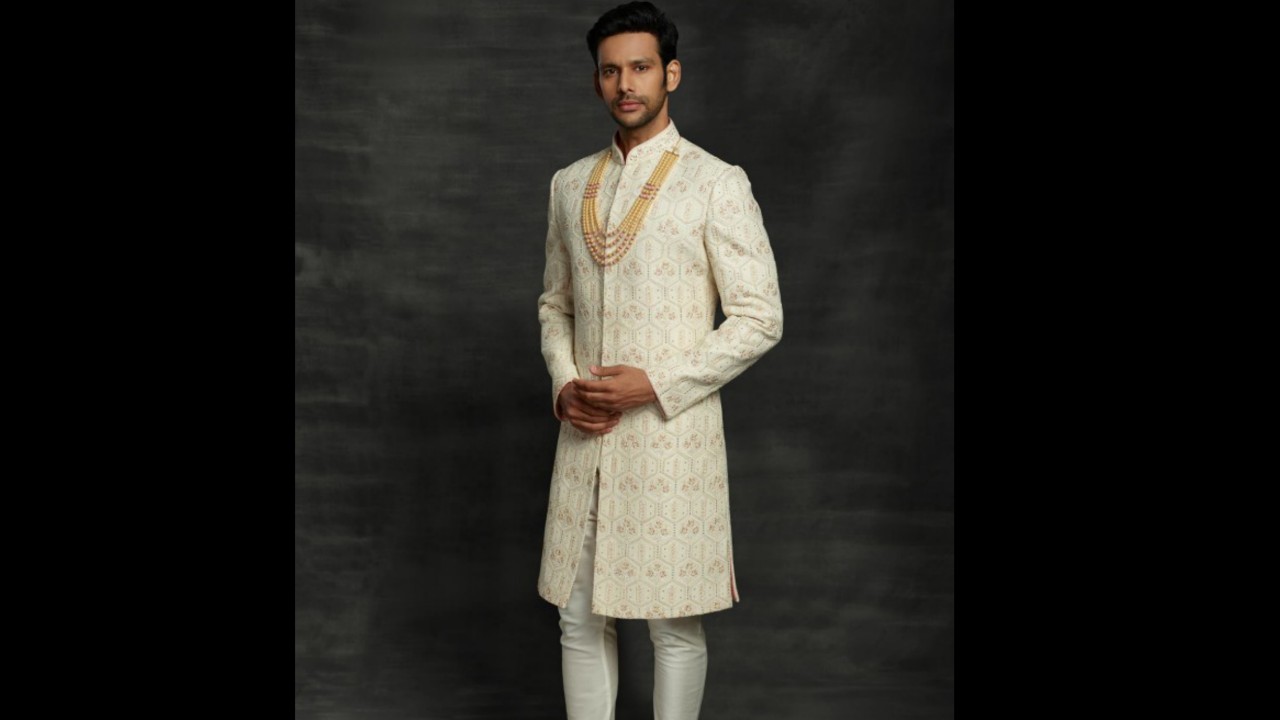 Best Sherwanis For Men To Shine This Wedding Season 4