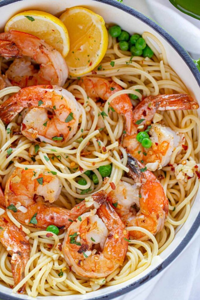 From Baked Garlic Parmesan Chicken To Shrimp Scampi With Pasta, We've Compiled A List Of Straightforward And Fundamental Dishes That Everyone Should Know, Including Beginner-Friendly Meals 2