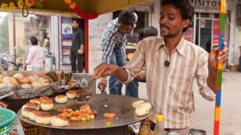 Foods That Are Must Try In Pune