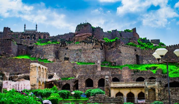 Must Visit Forts In India: Amber fort Jaipur to Red Fort Delhi 4