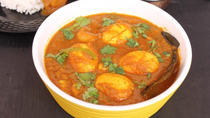 Prepare Delicious Bengali Egg Curry With This Simple Recipe