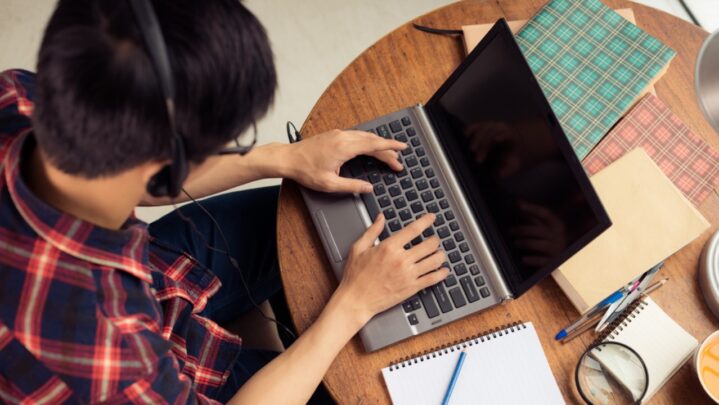 Ways To Earn Easy Money With Mobile & Computers