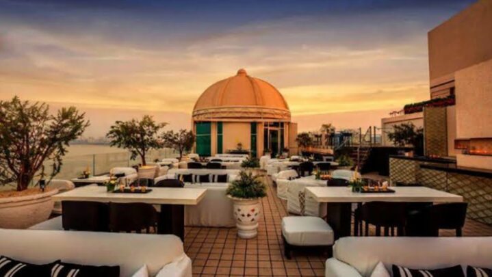 Romantic beach places to dine in Mumbai in winter