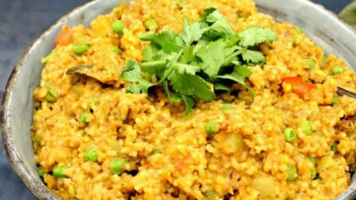 A Simple, Spicy Healthy Rice Is All You Need For Your Tired Evenings And Moong Dal Masala Khichdi Is Just Perfect, Recipe Here