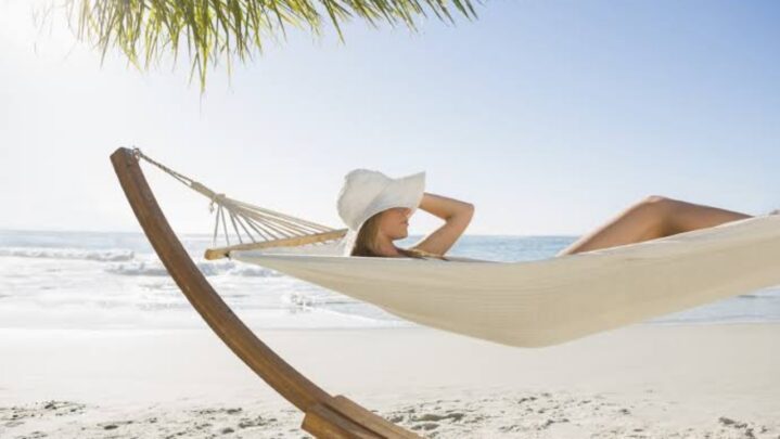 What Are The Health Advantages Of Sunbathing?