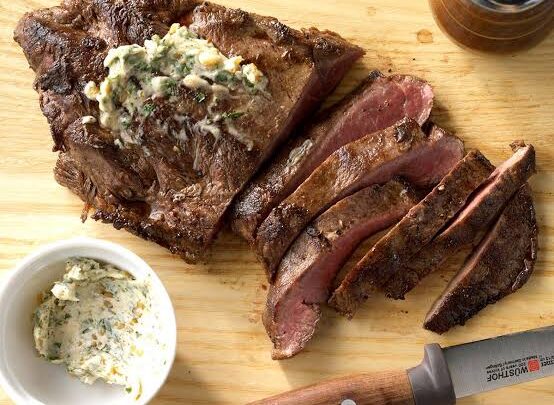 Prepare This Delicious Garlic Butter Steak At Home