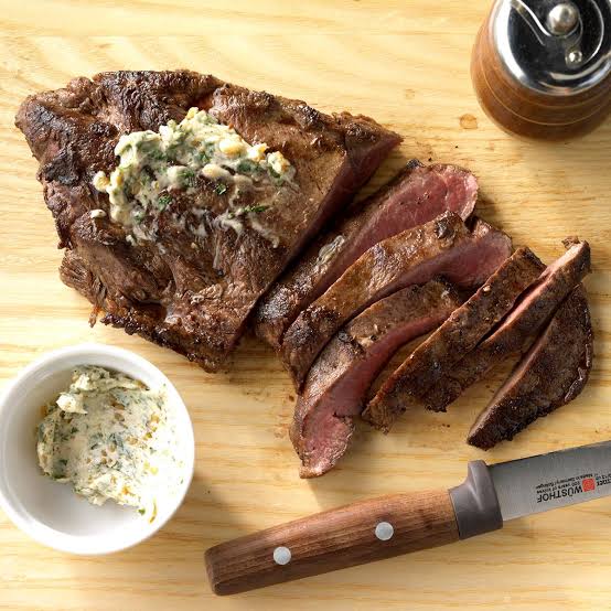 Prepare This Delicious Garlic Butter Steak At Home
