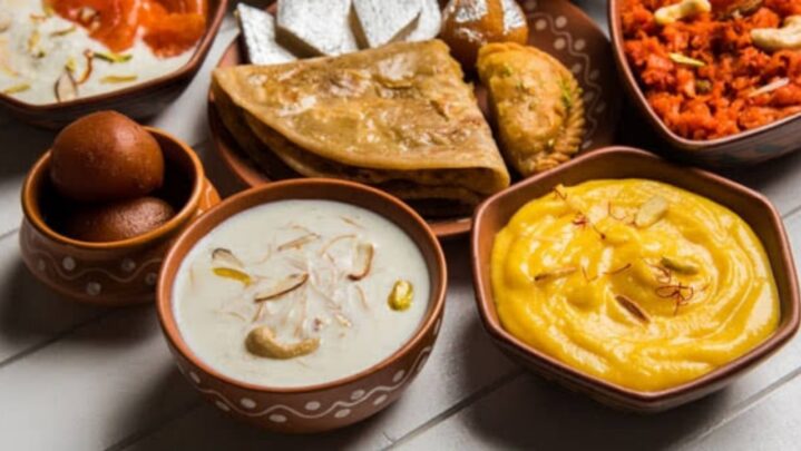 5 Lip-Smacking Maharashtrian Sweets That You Should Try At least Once