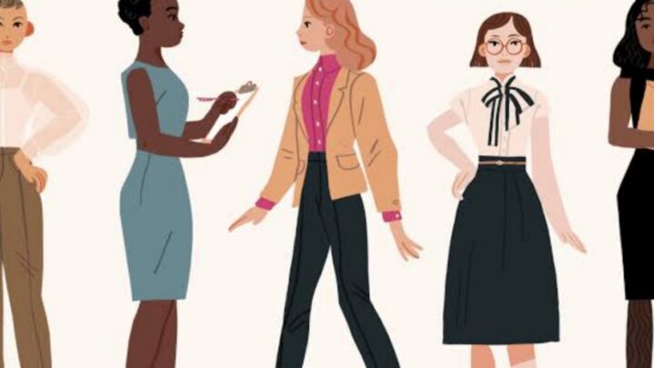 3 Top Outfits For Women For An Interview