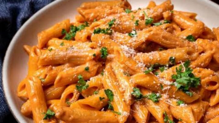 Prepare Delicious Pink Sauce Pasta At Home? Recipe Inside