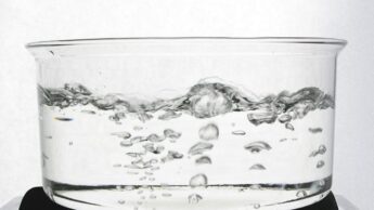 Create A Simple Water Cleaning Device At Home For Only 40 Rupees