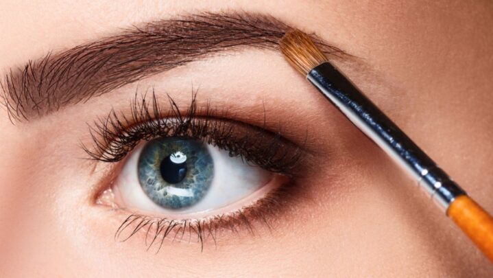 How to Grow Thick Eyebrows: 5 Easy Steps