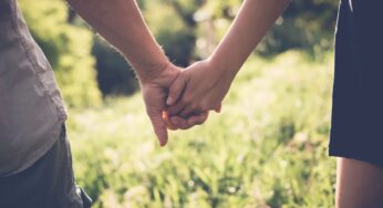 How To Handle Your Partner’s Friends If You Don’t Like Them