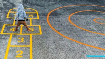 5 Outdoor Games That Children Find Exciting To Play, Check Out