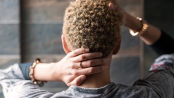 5 Pressure Points For Migraine Relief In Case Of Headaches