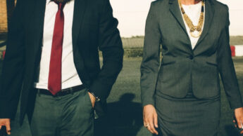 An Appropriate Dressing Sense Serves As A Good Impression On Your Boss; Check Out Why
